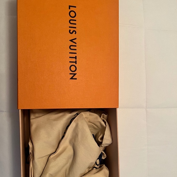 Louis Vuitton boots - Picture 1 of 5